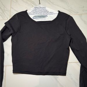 Black lulu longsleve